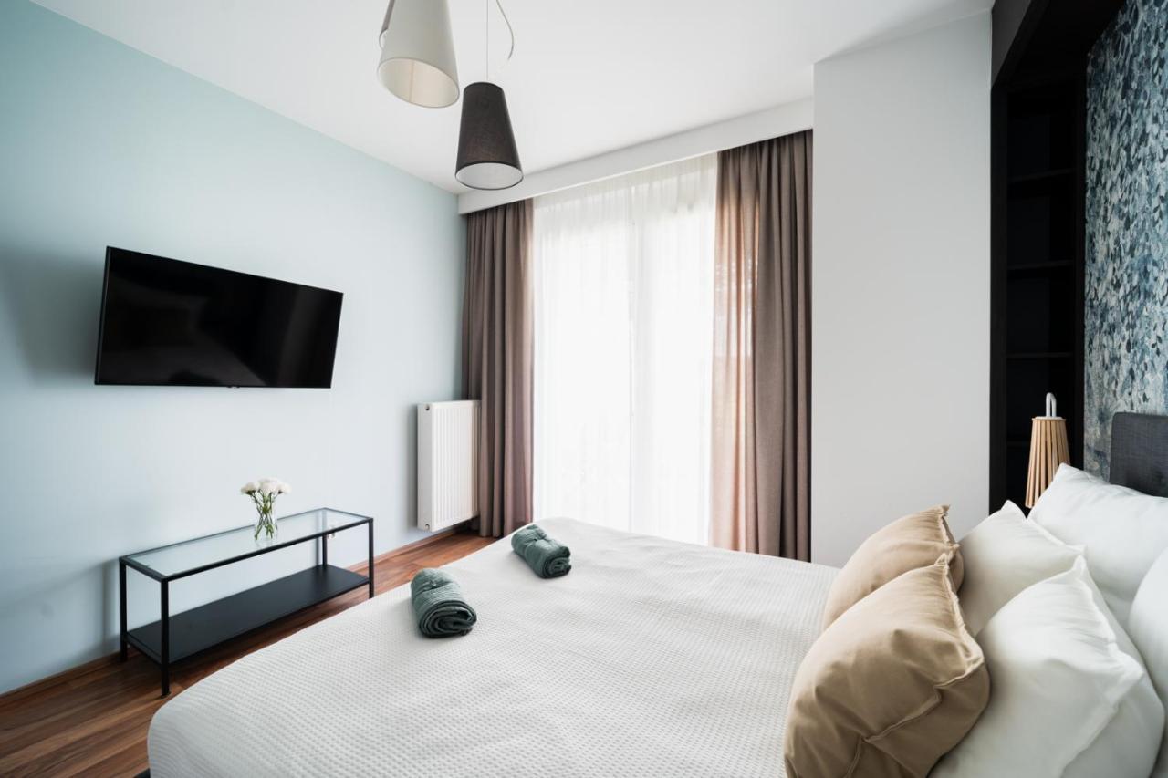 Big Apart - Atal Towers - 3 Rooms - Private Parking Place 弗罗茨瓦夫 外观 照片